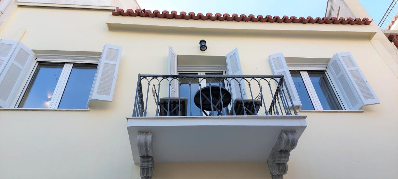 Athens Plaka Family Suites Exterior photo