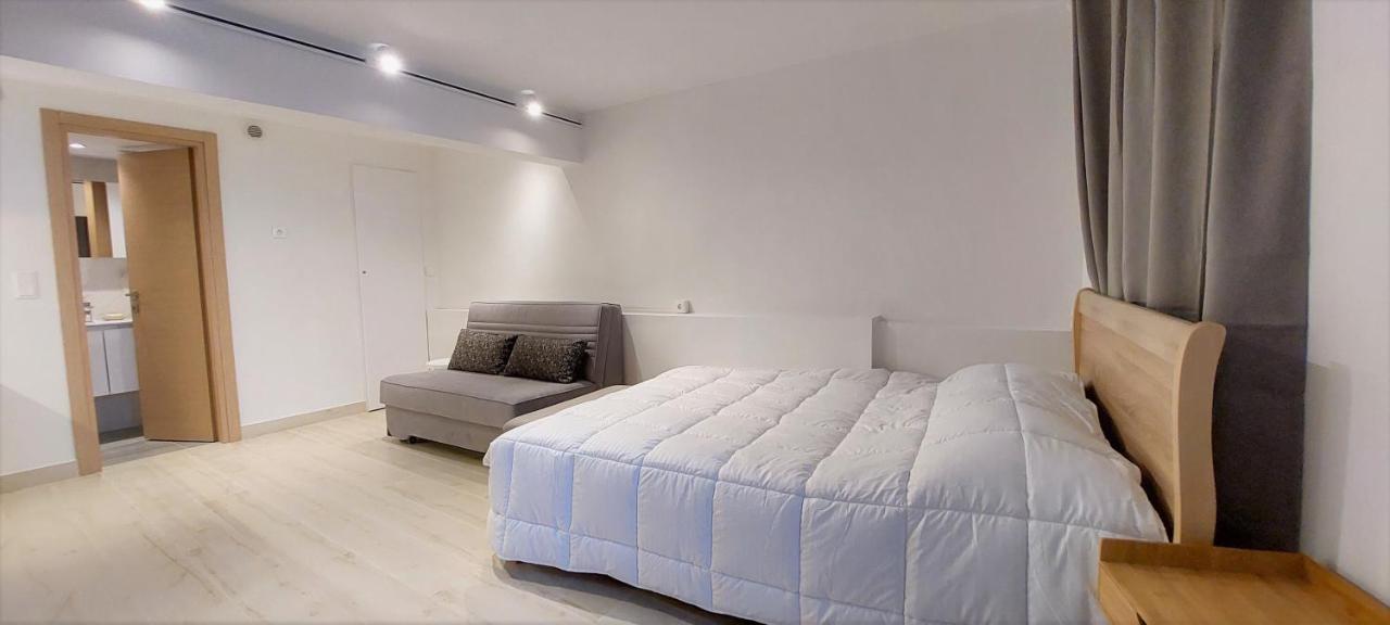 Athens Plaka Family Suites Room photo