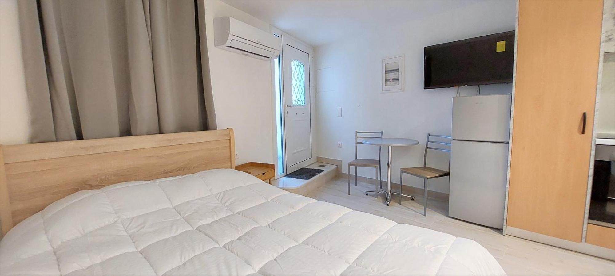 Athens Plaka Family Suites Room photo